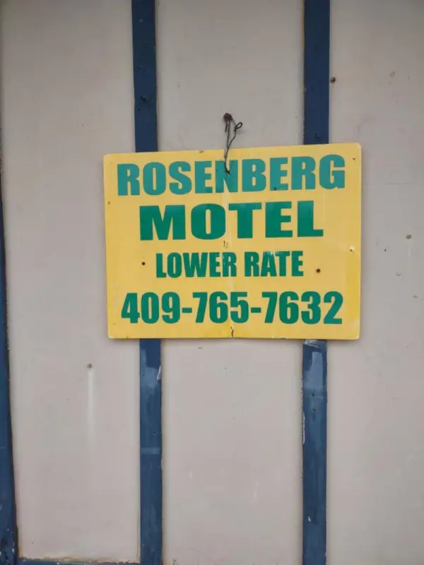 Rosenberg Motel 8